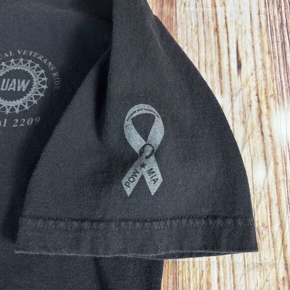 American Vtg Labor Union UAW Local 2209 Indiana Sz Medium Veterans Ride T Shirt - Picture 7 of 10